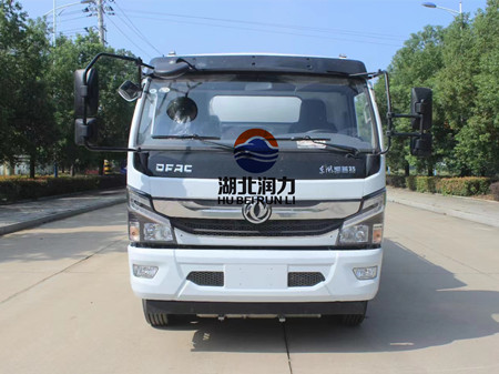 东风多利卡9方加油车